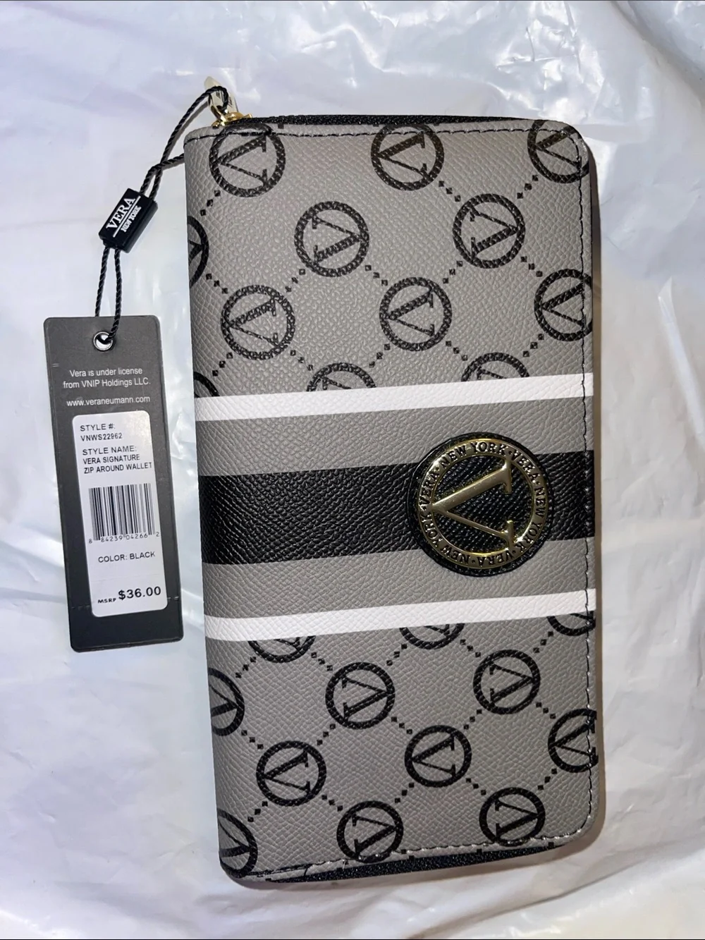 Vera Signature Zip Around Wallet in Black and Gray